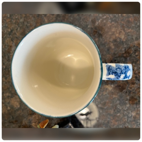 Vintage Folk Craft-‘’Cabin in the Snow’ by Tienshan-Set of Four Mugs. - Picture 5 of 7